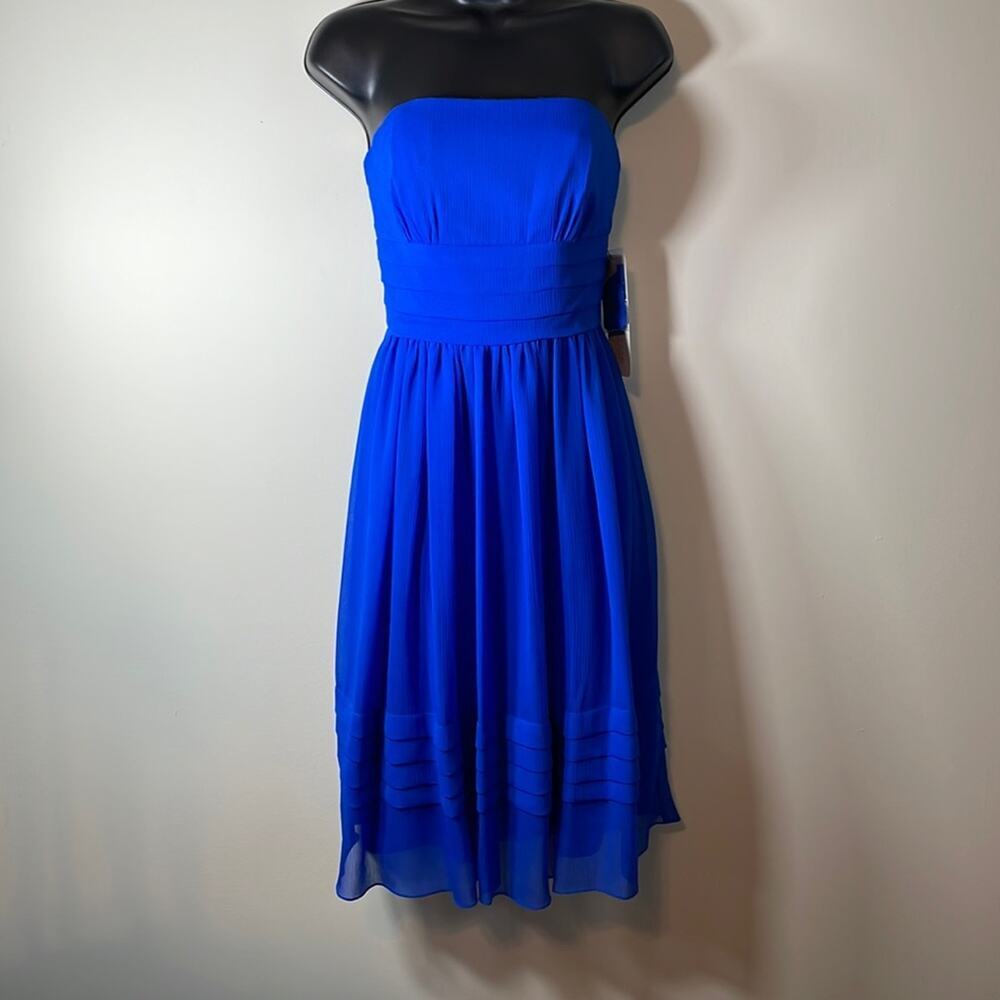 David’s Bridal Bright Blue Short Strapless Pleated Dress‎ Size 4